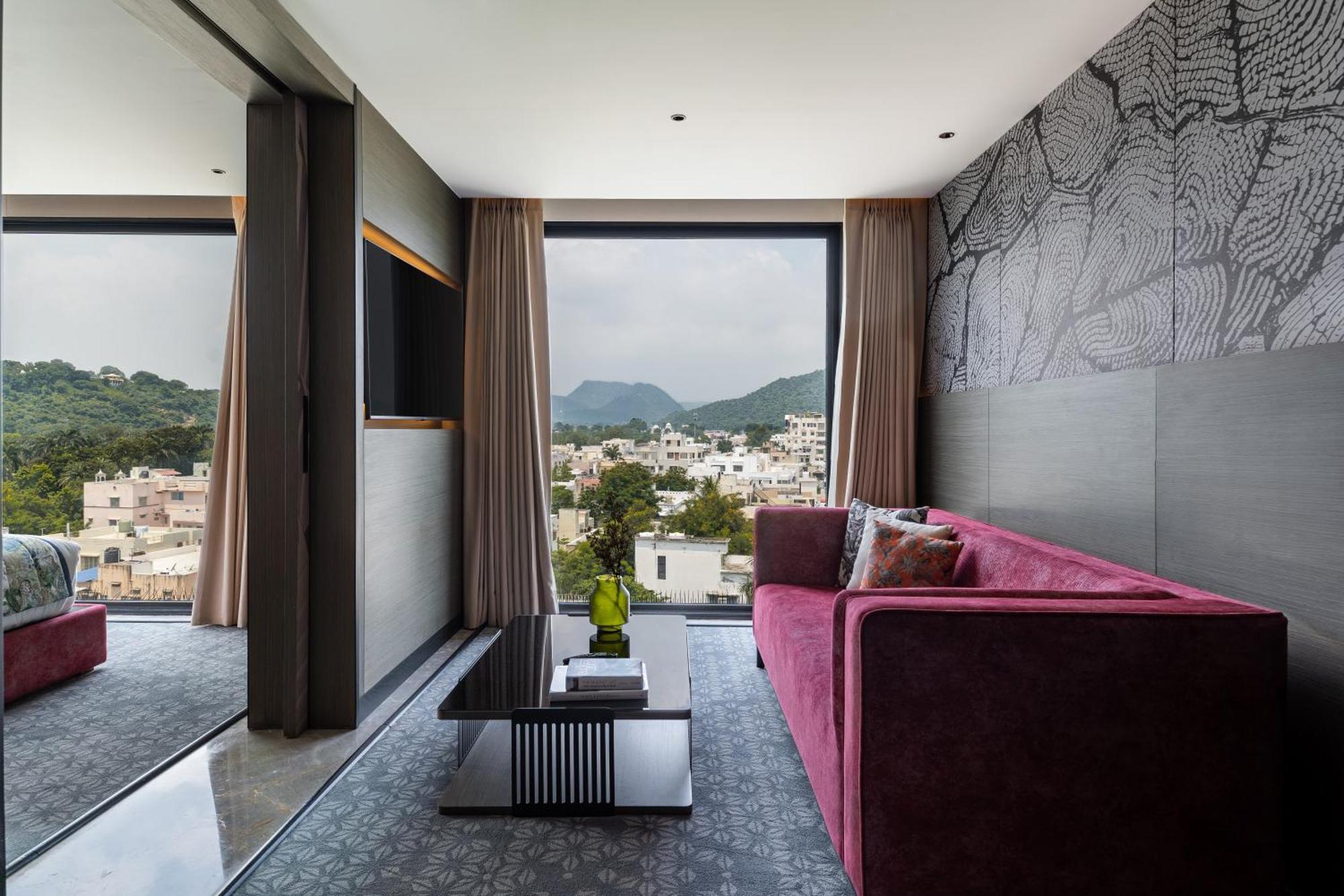 Parallel Hotel Udaipur, A Member Of Radisson Individuals Экстерьер фото